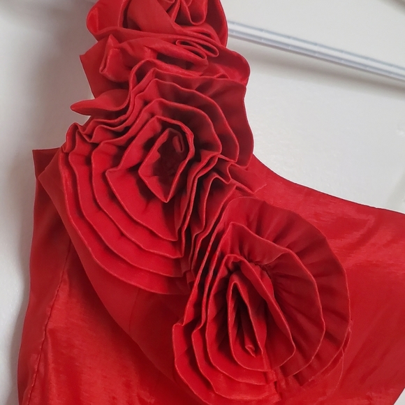 Beautiful Prom Sexy dress NEW - Picture 2 of 5